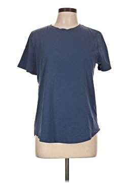 Lululemon Athletica Short Sleeve T-Shirt (view 1)