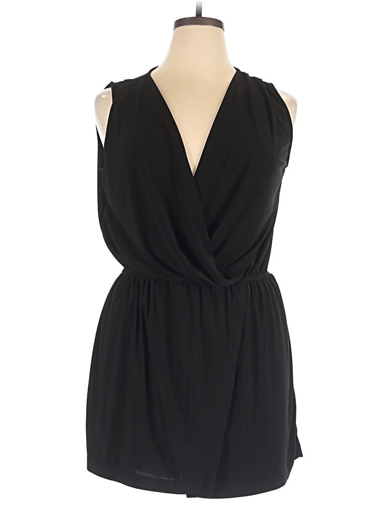 Pre-owned Emma & Michele Romper In Black