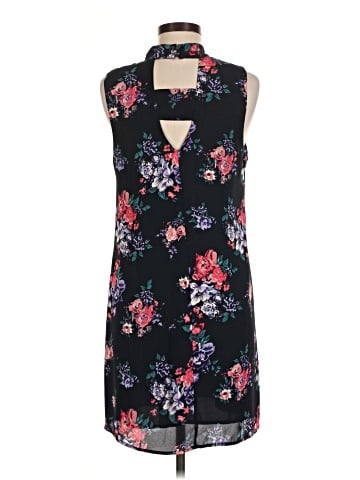 Skies Are Blue Casual Dress (view 2)