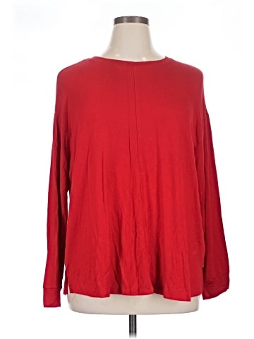 Liz Claiborne Long Sleeve T-Shirt (view 1)