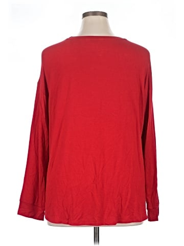 Liz Claiborne Long Sleeve T-Shirt (view 2)