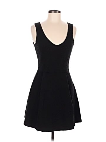 Trafaluc by Zara Casual Dress (view 1)