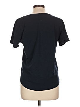 Lululemon Athletica Short Sleeve T-Shirt (view 2)