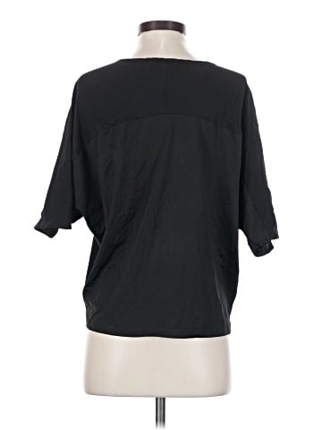 VERTIGO Short Sleeve Top (view 2)