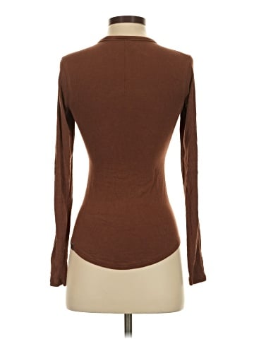 Lululemon Athletica Long Sleeve Top (view 2)