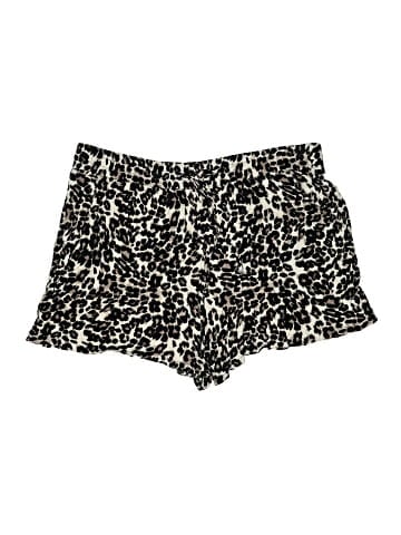 C. Wonder Shorts (view 1)