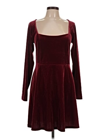Old Navy Casual Dress (view 1)