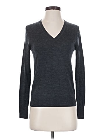 Uniqlo Pullover Sweater (view 1)