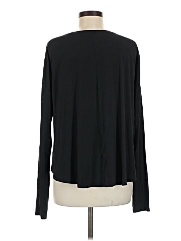 Lululemon Athletica Long Sleeve T-Shirt (view 2)