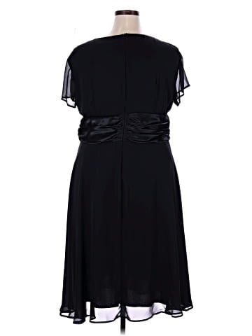 Avenue Cocktail Dress (view 2)