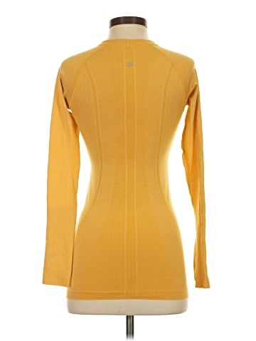 Lululemon Athletica Long Sleeve T-Shirt (view 2)