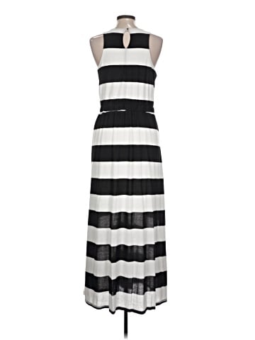 Mossimo Casual Dress (view 2)