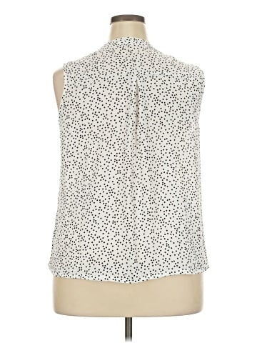 Cure Sleeveless Blouse (view 2)