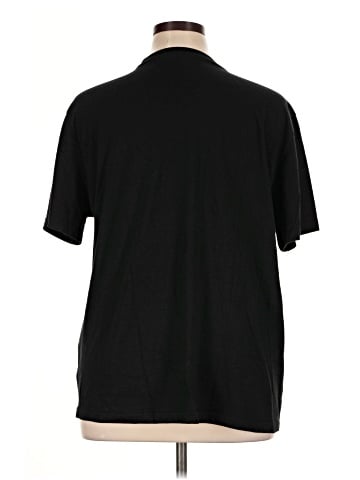 Old Navy Short Sleeve T-Shirt (view 2)