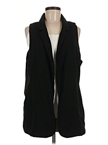 Gap Outlet Vest (view 1)