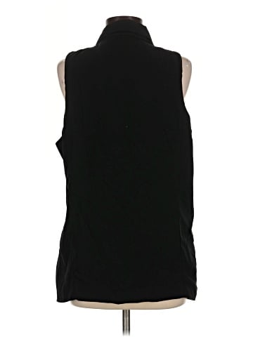 Gap Outlet Vest (view 2)