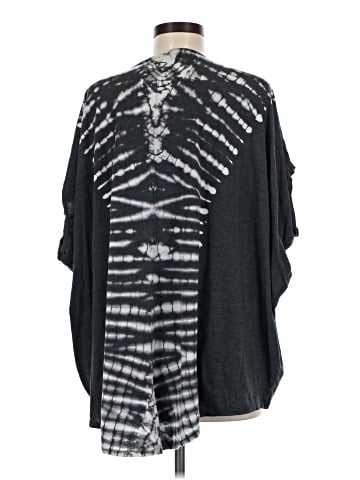 Amadi 3/4 Sleeve T-Shirt (view 2)