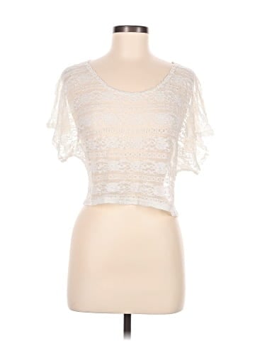 Delia's Short Sleeve Top (view 1)
