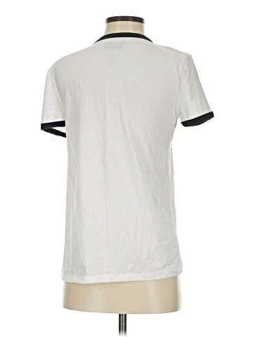 Hot Topic Short Sleeve T-Shirt (view 2)