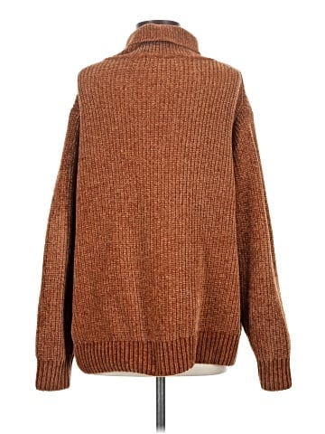 Urban Outfitters Pullover Sweater (view 2)