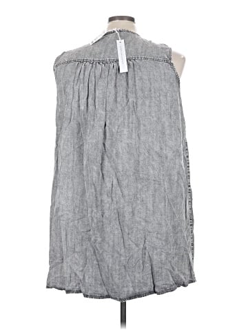 Jane and Delancey Casual Dress (view 2)