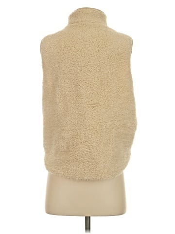 BDG Faux Fur Vest (view 2)
