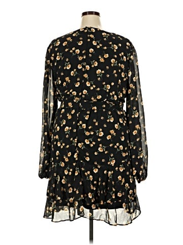 Boohoo Casual Dress (view 2)