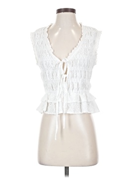 Astr The Label Sleeveless Blouse