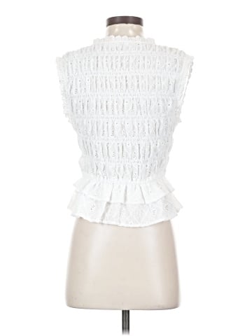 ASTR The Label Sleeveless Blouse (view 2)