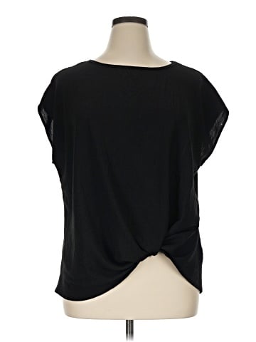 Gilli Sleeveless T-Shirt (view 1)