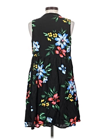 Old Navy Casual Dress (view 2)