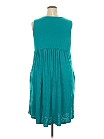 emerald Cocktail Dress (view 2)