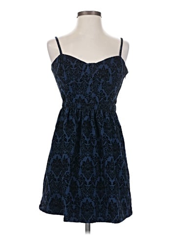 Forever 21 Casual Dress (view 1)
