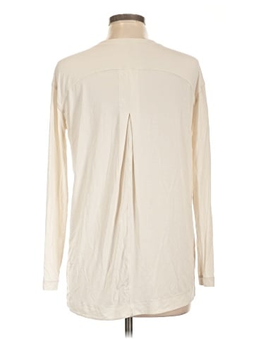 Lululemon Athletica Long Sleeve T-Shirt (view 2)