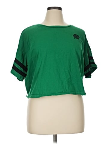 Hot Topic Short Sleeve T-Shirt (view 1)