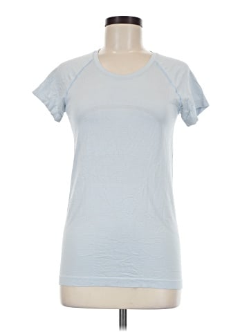 Lululemon Athletica Short Sleeve T-Shirt (view 1)