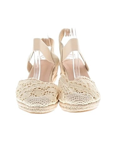 Unbranded Wedges (view 2)
