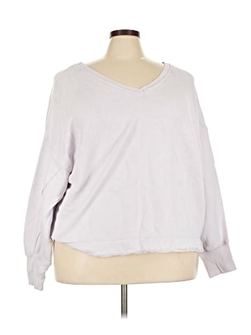 American Eagle Outfitters Pullover Sweater (view 1)
