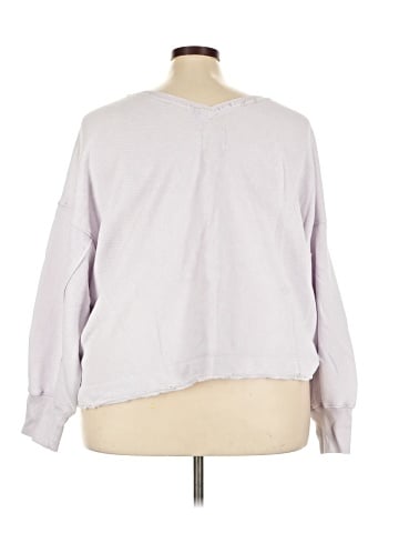 American Eagle Outfitters Pullover Sweater (view 2)
