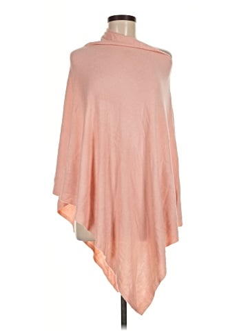 Modena Poncho (view 1)