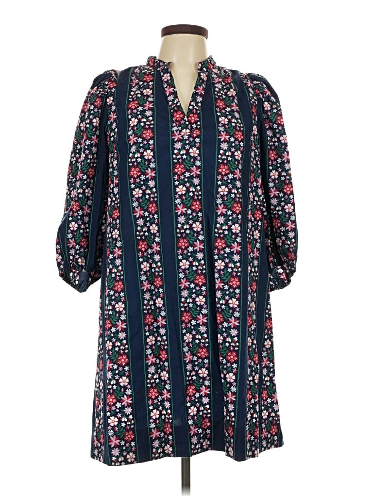 Pre-owned Crown & Ivy Casual Dress In Blue
