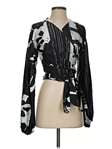 DIARRABLU Long Sleeve Blouse (view 1)