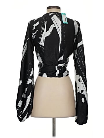 DIARRABLU Long Sleeve Blouse (view 2)