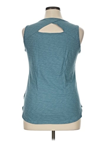 Max Studio Sleeveless T-Shirt (view 2)
