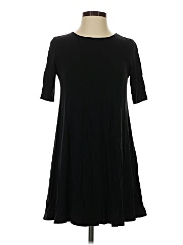Old Navy Casual Dress (view 1)
