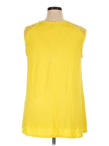 emerald Sleeveless Blouse (view 2)