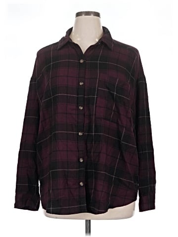 Hollister Long Sleeve Button-Down Shirt (view 1)
