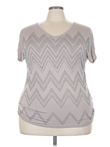 Mel & Mo Short Sleeve T-Shirt (view 1)