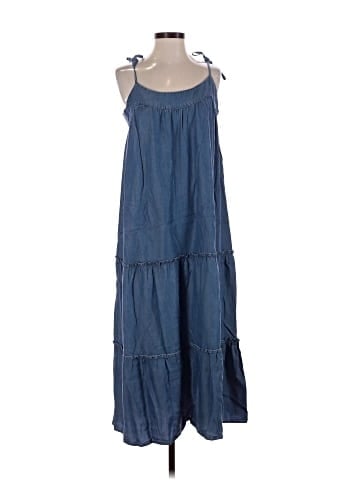 Heroes & Dreamers Casual Dress (view 1)