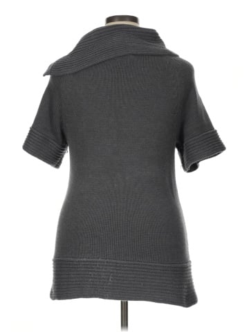 The Limited Sweater Vest (view 2)
